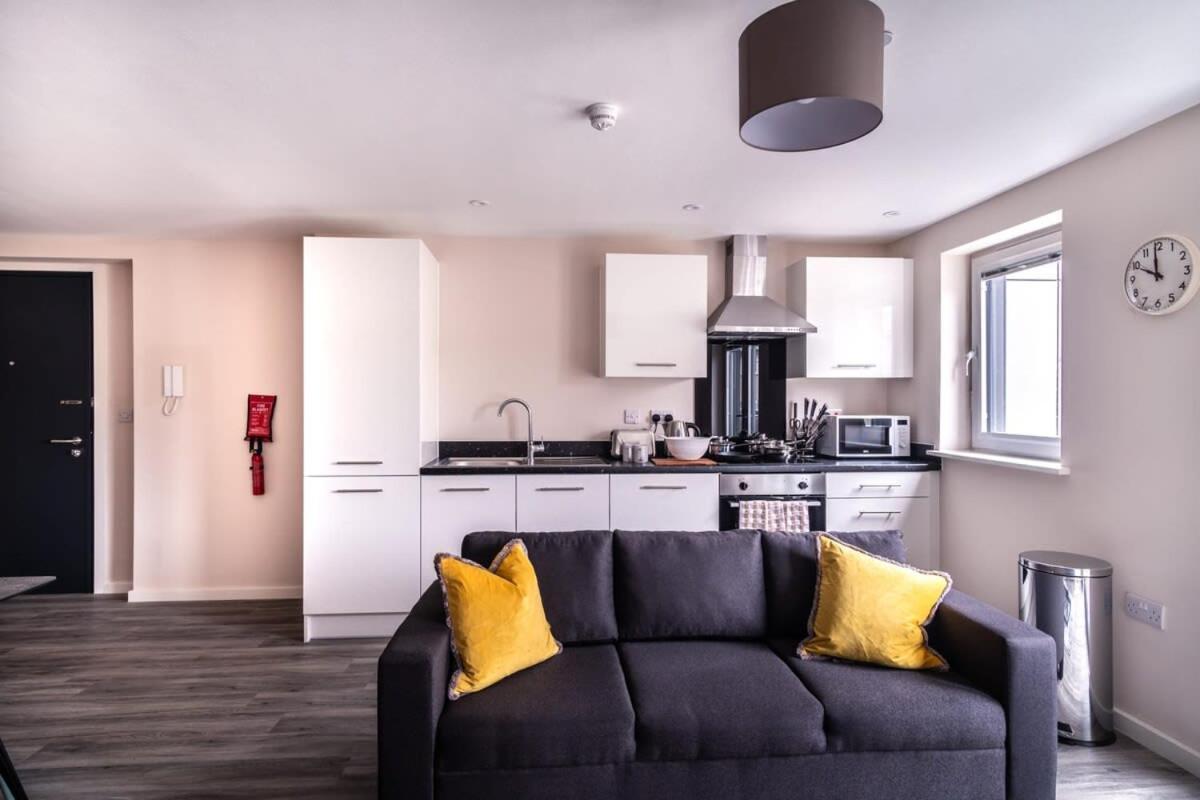 Modern & Spacious 2 Bed Apartment In Mánchester Exterior foto
